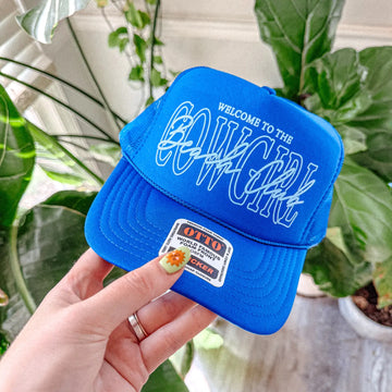 Beach Club Trucker