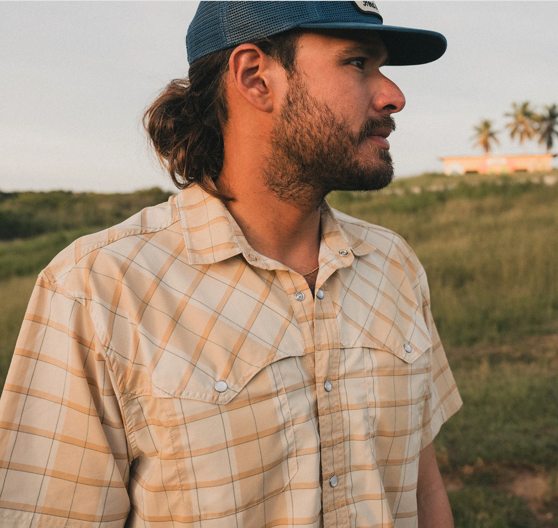 Howler Bros Open Country Tech Shirt - Braden Plaid: Brown Rice